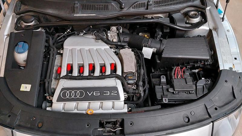 Gebraucht Audi TT Roadster 250 PS (183 kW) 2003 Silber Cabrio