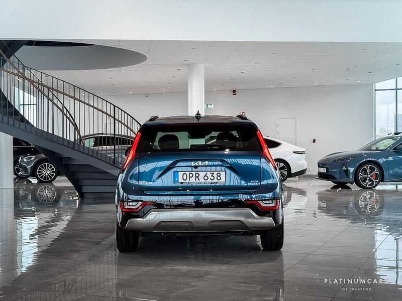 Gebraucht Kia Niro Advance 184 PS (135 kW) 2022 Blau SUV