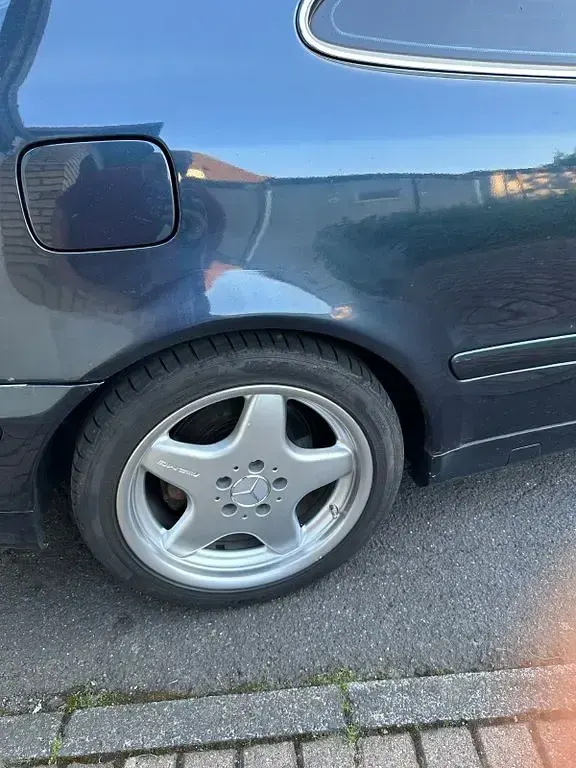 Gebraucht Mercedes CLK430 Elegance 279 PS (205 kW) 2001 Schwarz Coupé