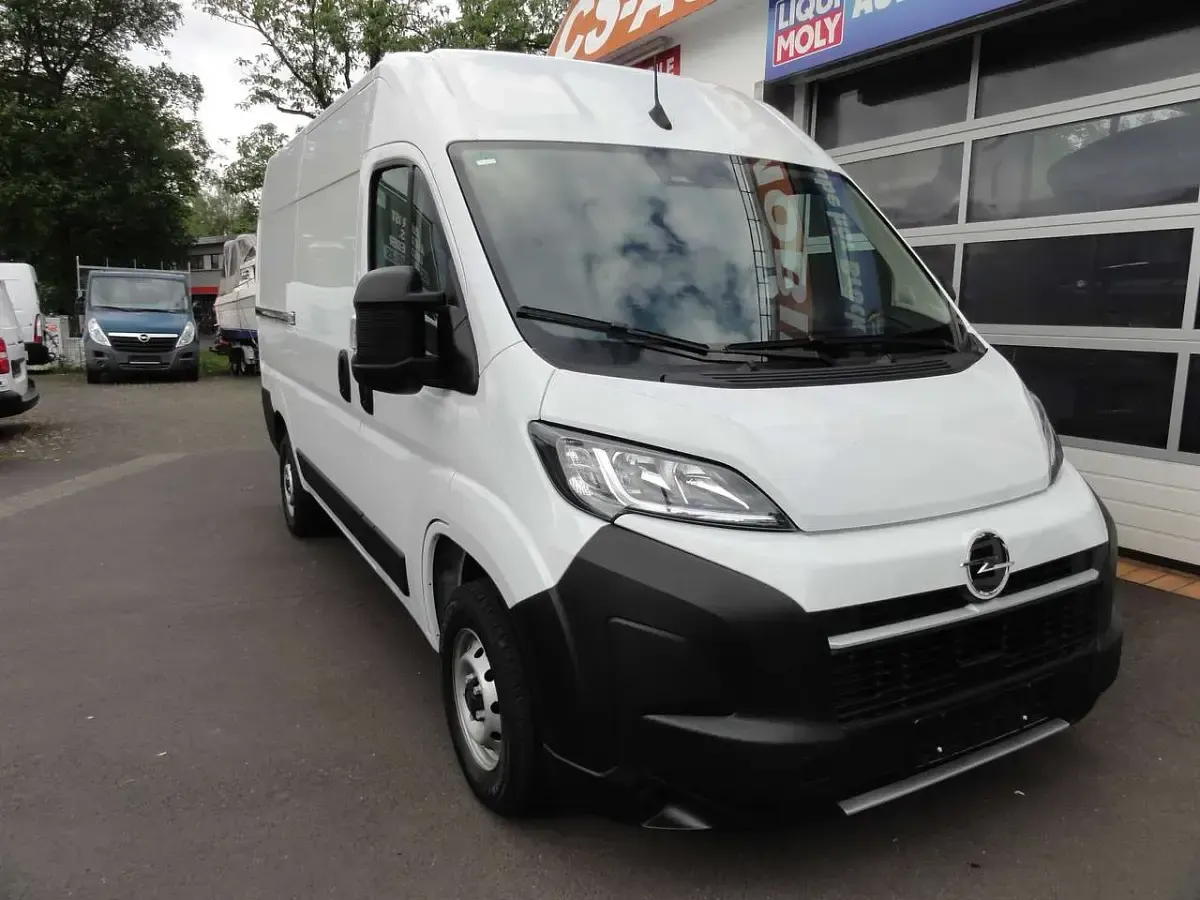 Gebraucht Opel Movano 140 PS (102 kW) 2025 Weiß Van