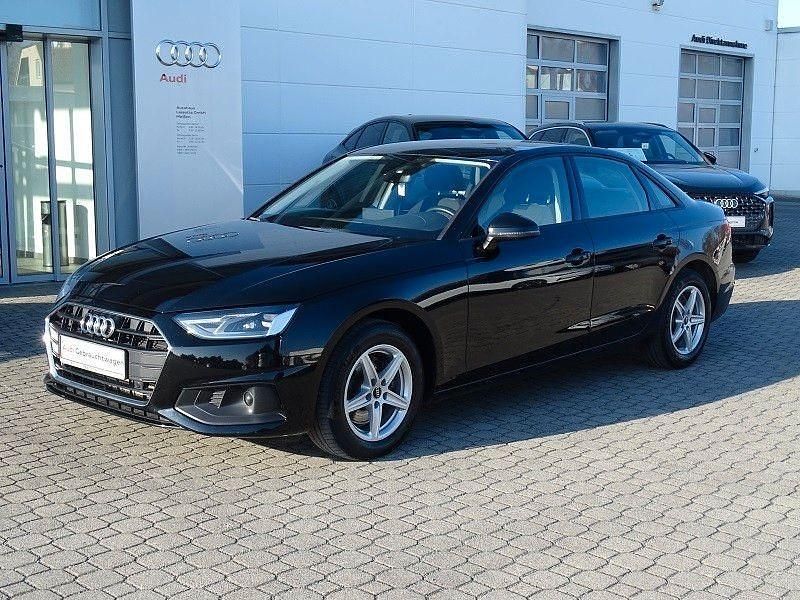 Gebraucht Audi A4 Basis 150 PS (110 kW) 2022 Schwarz Limousine