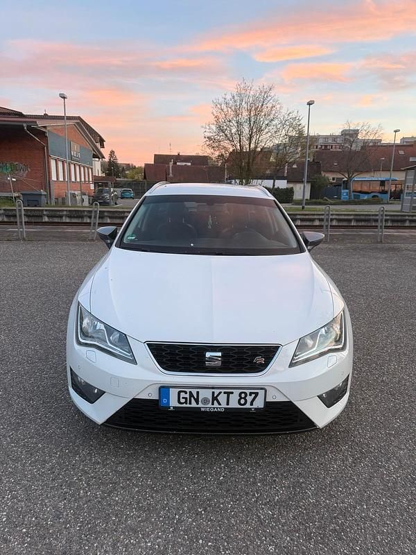 Gebraucht Seat Leon FR 150 PS (110 kW) 2014 Weiß Kombi