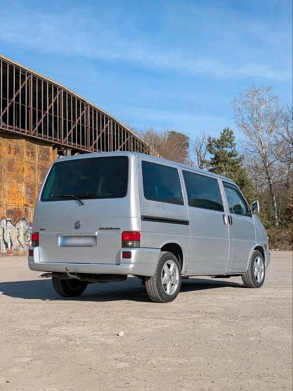 Używany VW T4 151 KM (111 kW) 2002 Srebrny Van
