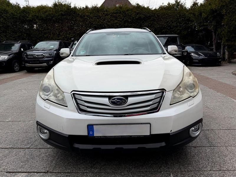 Gebraucht Subaru Legacy 150 PS (110 kW) 2010 Weiß Kombi