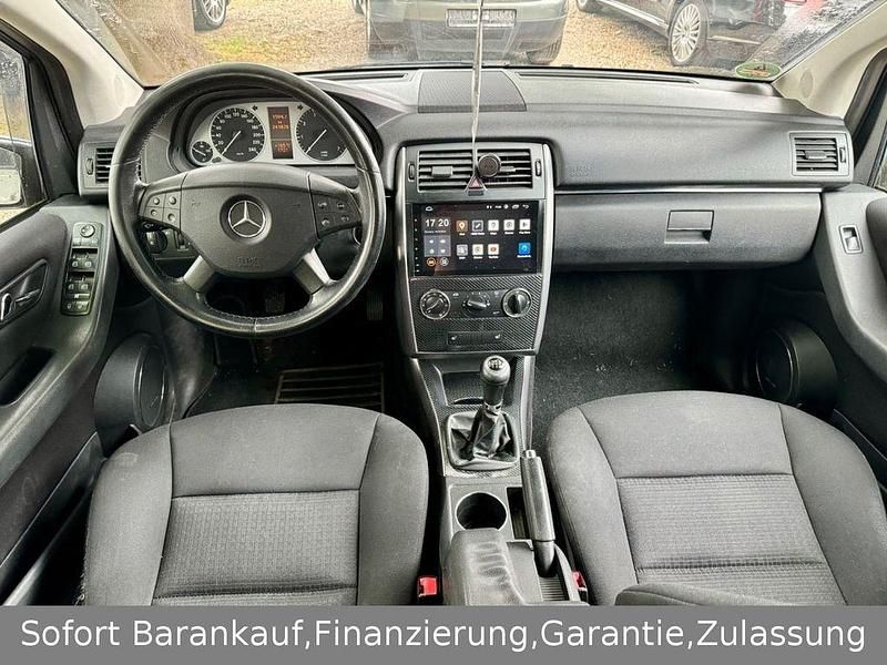 Gebraucht Mercedes B170 116 PS (85 kW) 2006 Silber (metallic) Van / Kleinbus