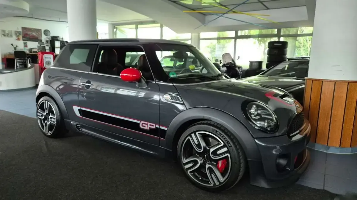 Gebraucht Mini John Cooper Works 218 PS (160 kW) 2013 Grau Kleinwagen