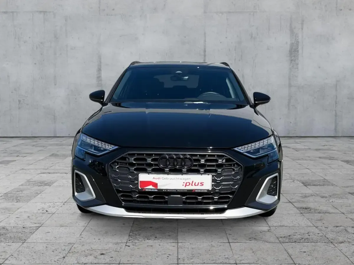 Używany Audi A3 e-tron Ambiente 204 KM (150 kW) 2025 Czarny Hatchback