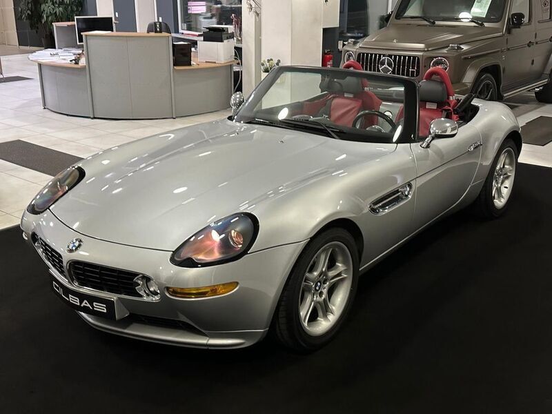 Titansilber metallic Gebraucht 2001 BMW Z8 Sport Line Cabrio | 189.000 € - Bild 1/4