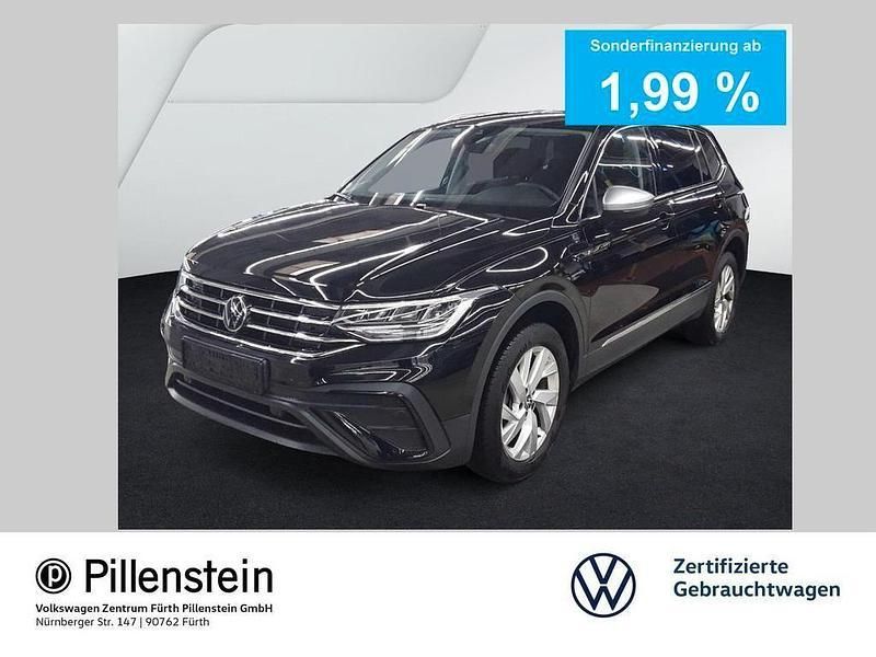 Deep black perleffekt Gebraucht 2024 VW Tiguan Allspace Life SUV | 37.807 € (Guter Preis) - Bild 1/4