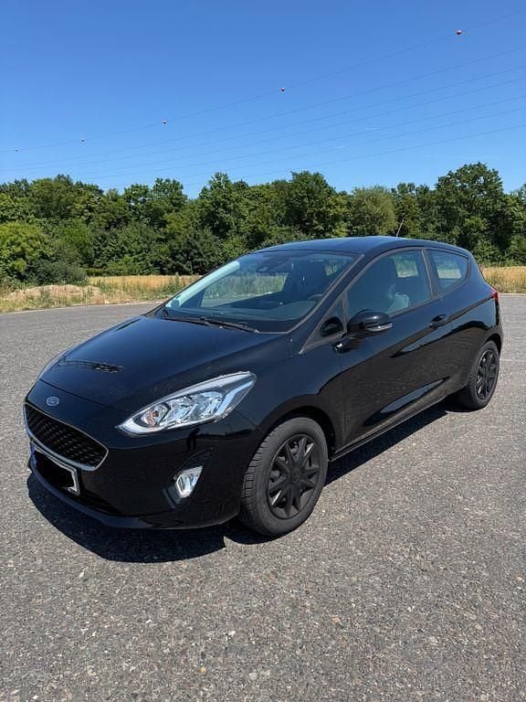 Schwarz Gebraucht 2018 Ford Fiesta Cool & Connect Kleinwagen | 8.499 € (Guter Preis) - Bild 1/4