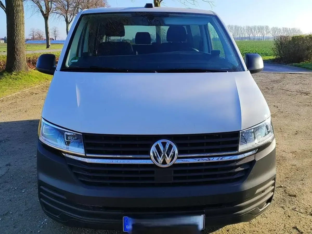 Gebraucht VW Transporter 150 PS (110 kW) 2023 Weiß Van
