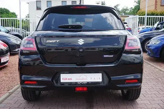 Gebraucht Suzuki Swift Comfort 83 PS (61 kW) 2024 Schwarz Kleinwagen