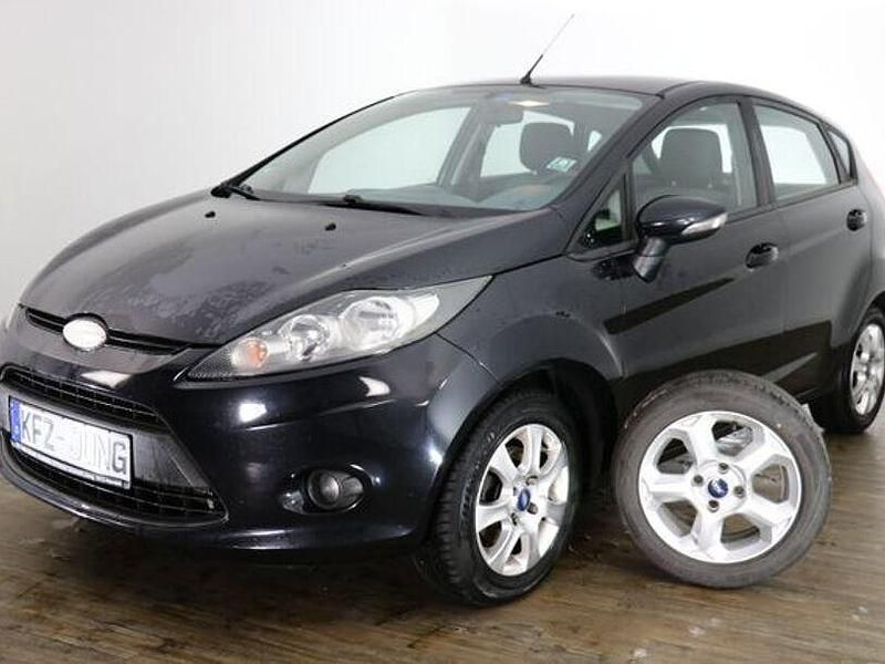Gebraucht Ford Fiesta 60 PS (44 kW) 2009 Andere Limousine