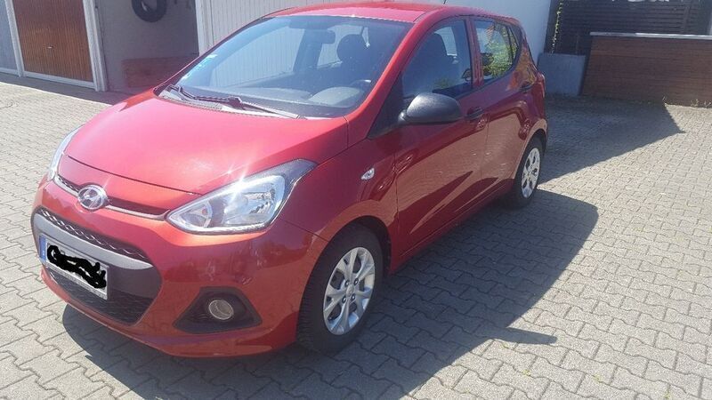 Rot Gebraucht 2016 Hyundai i10 Classic Kleinwagen | 6.700 € (Guter Preis) - Bild 1/4