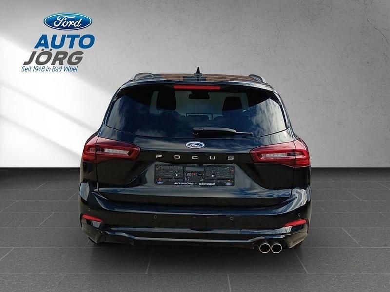 Neu Ford Focus ST-Line X 155 PS (114 kW) 2025 Schwarz Kombi
