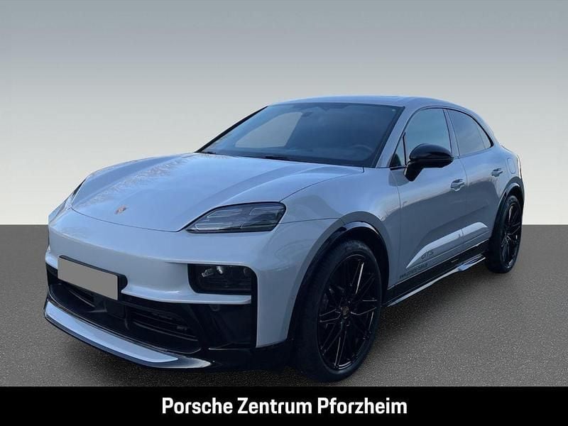 Grau Gebraucht 2026 Porsche Macan GTS SUV | 110.880 € (Superpreis) - Bild 1/4