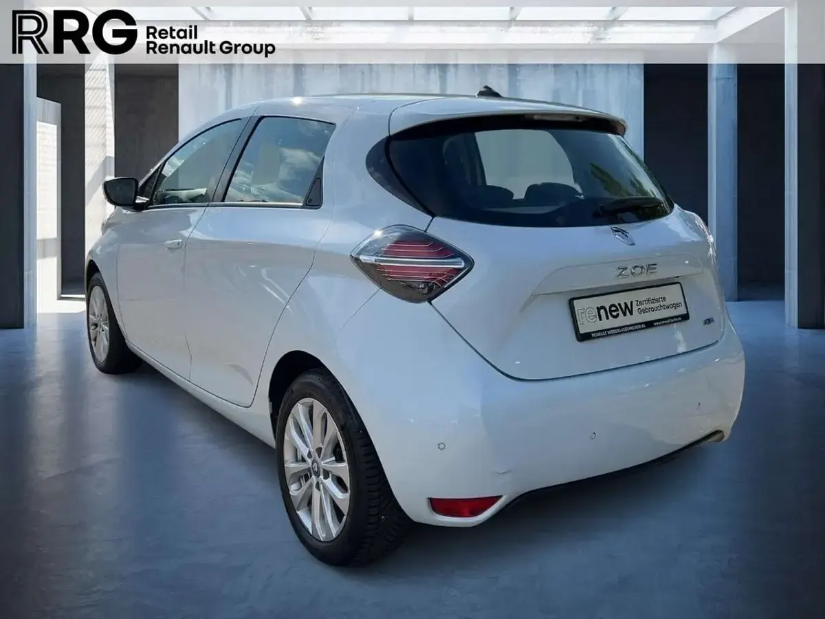 Gebraucht Renault Zoe Experience 50 kW (69 PS) 2021 Quartzweiß Kleinwagen