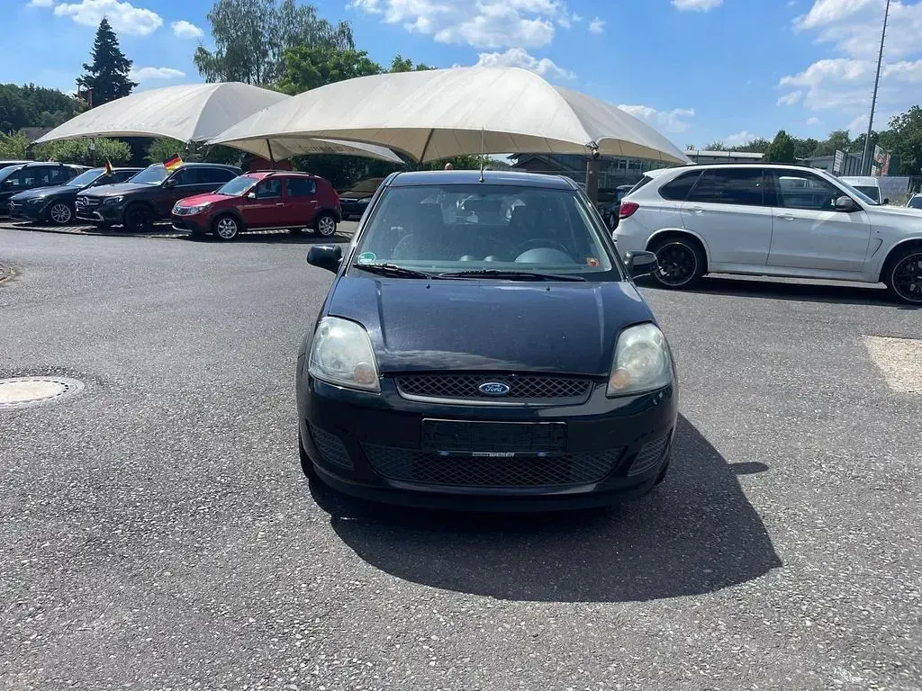 Gebraucht Ford Fiesta Style 90 PS (66 kW) 2008 Schwarz Kleinwagen