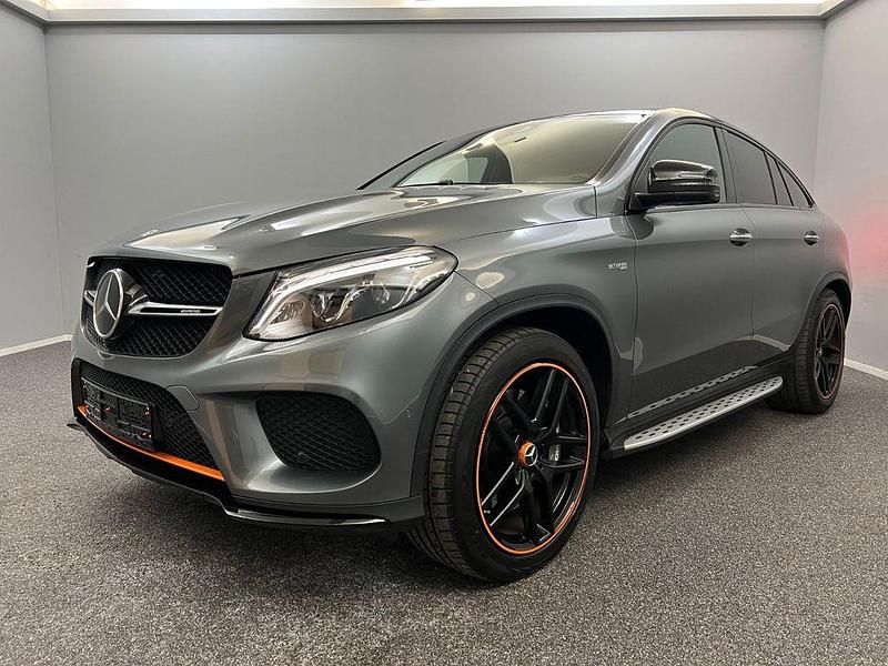 Grau Gebraucht 2019 Mercedes GLE43 AMG AMG Coupé | 48.999 € (Fairer Preis) - Bild 1/4