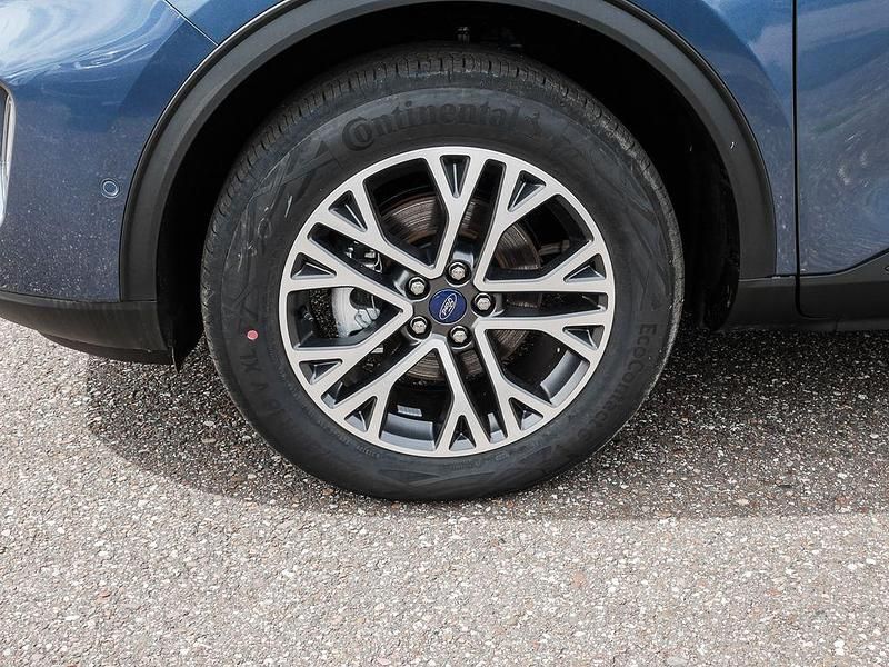 Gebraucht Ford Kuga Titanium 224 PS (164 kW) 2024 Blau SUV