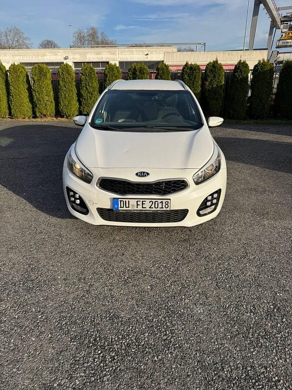 Gebraucht Kia Ceed 136 PS (100 kW) 2017 Weiß Kleinwagen