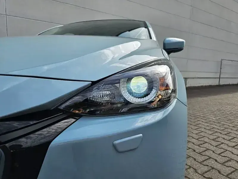 Gebraucht Mazda 2 Center-Line 75 PS (55 kW) 2023 Air stream blue m Kleinwagen