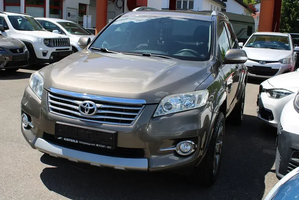 Gebraucht Toyota RAV4 Executive 177 PS (130 kW) 2010 Braun SUV