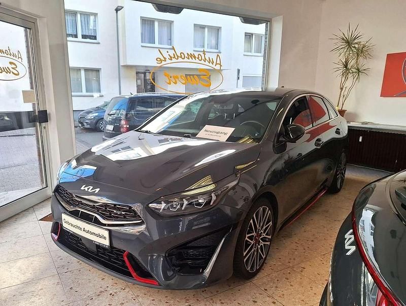 Gebraucht Kia ProCeed GT 204 PS (150 kW) 2023 (h8g) pentametal met. Kombi