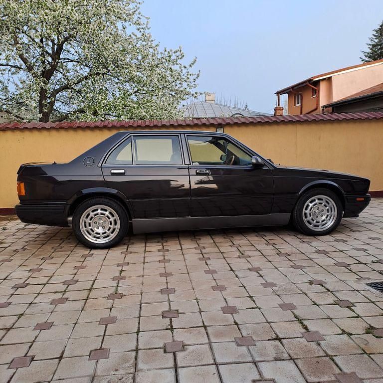 Gebraucht Maserati 424 245 PS (180 kW) 1989 Schwarz Limousine