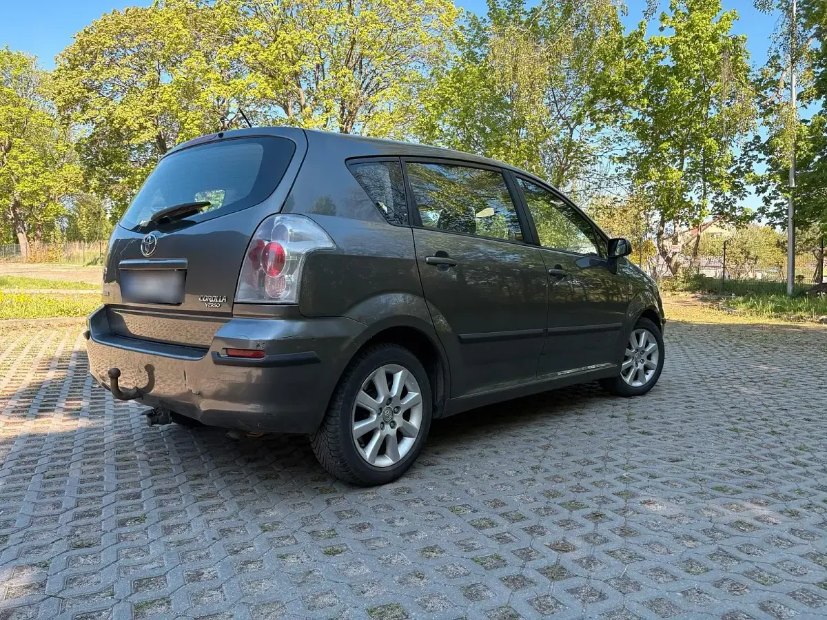 Gebraucht Toyota Corolla Verso 115 PS (84 kW) 2005 Van / Kleinbus