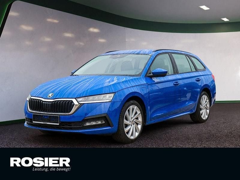 Blau Gebraucht 2022 Skoda Octavia Ambition Kombi | 19.990 € (Superpreis) - Bild 1/4