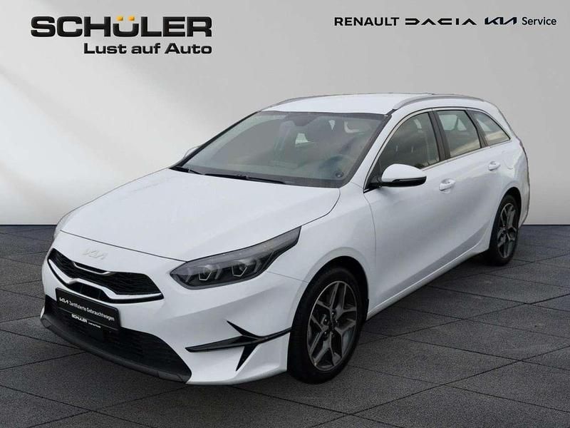 Carraraweiß Gebraucht 2024 Kia Ceed Sportswagon Spirit Kombi | 22.800 € (Superpreis) - Bild 1/4
