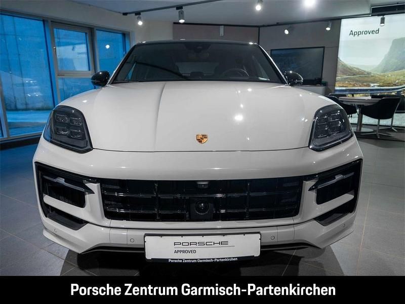 Usata Porsche Cayenne S E-Hybrid 519 CV (381 kW) 2024 Grigio SUV