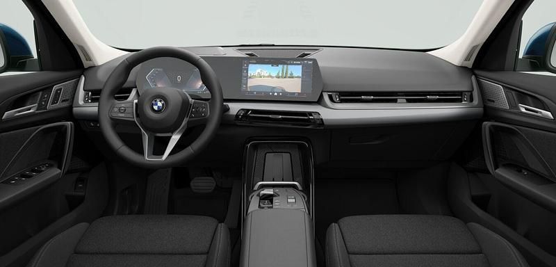 Gebraucht BMW X1 Comfort Edition 163 PS (119 kW) 2025 Blau SUV