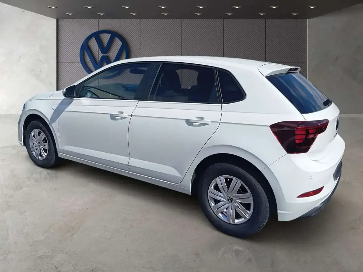 Gebraucht VW Polo Basis 80 PS (58 kW) 2026 Pure white Kleinwagen
