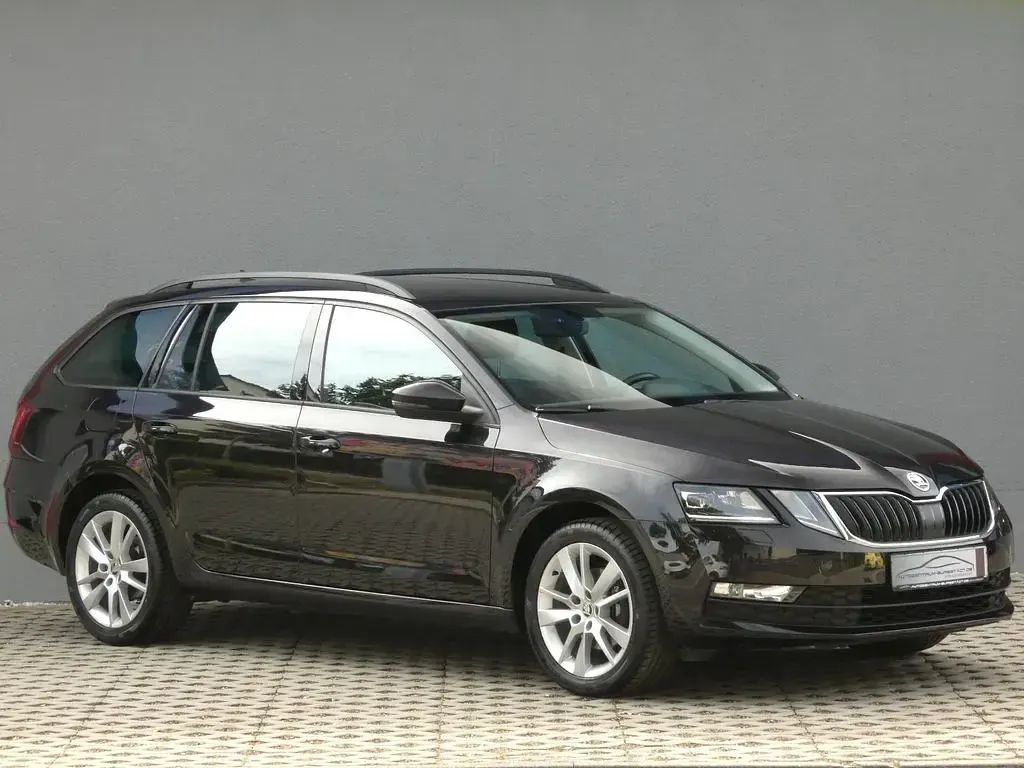 Gebraucht Skoda Octavia Ambition 150 PS (110 kW) 2017 Schwarz Kombi