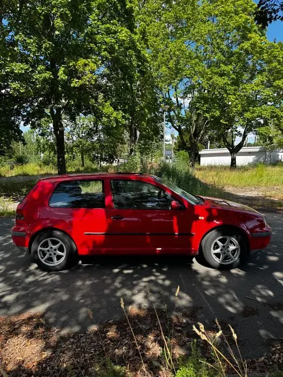 Gebraucht VW Golf III 75 PS (55 kW) 1998 Rot Limousine