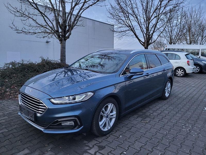 Gebraucht Ford Mondeo Titanium 190 PS (139 kW) 2019 Blau Kombi