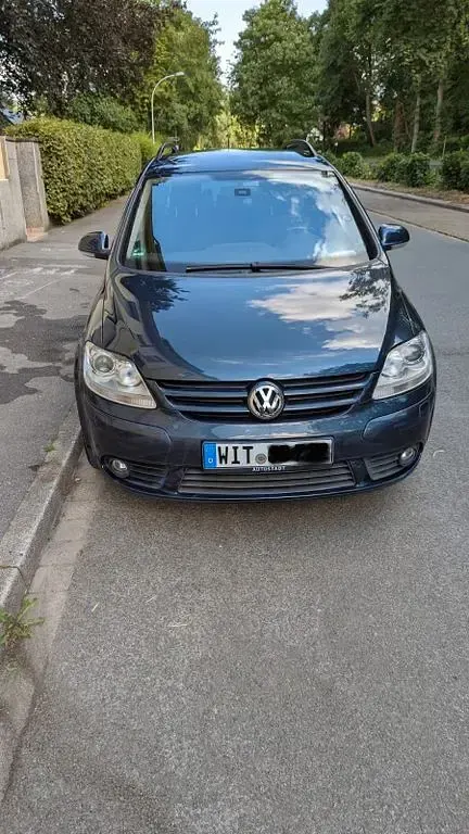 Gebraucht VW Golf Plus Cross Comfortline 122 PS (89 kW) 2009 Blau Van / Kleinbus