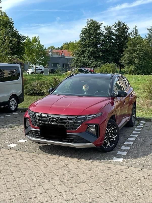 Rot Gebraucht 2021 Hyundai Tucson N Line SUV | 26.500 € (Fairer Preis) - Bild 1/4