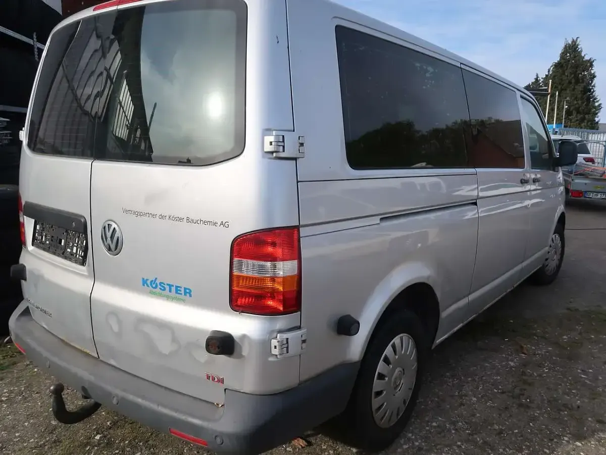 Gebraucht VW T5 174 PS (127 kW) 2008 Reflexsilber metallic Van