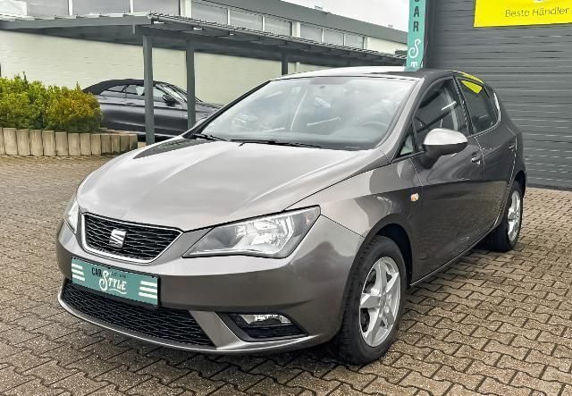 Grau Gebraucht 2015 Seat Ibiza Style Limousine | 8.970 € (Teuer) - Bild 1/4