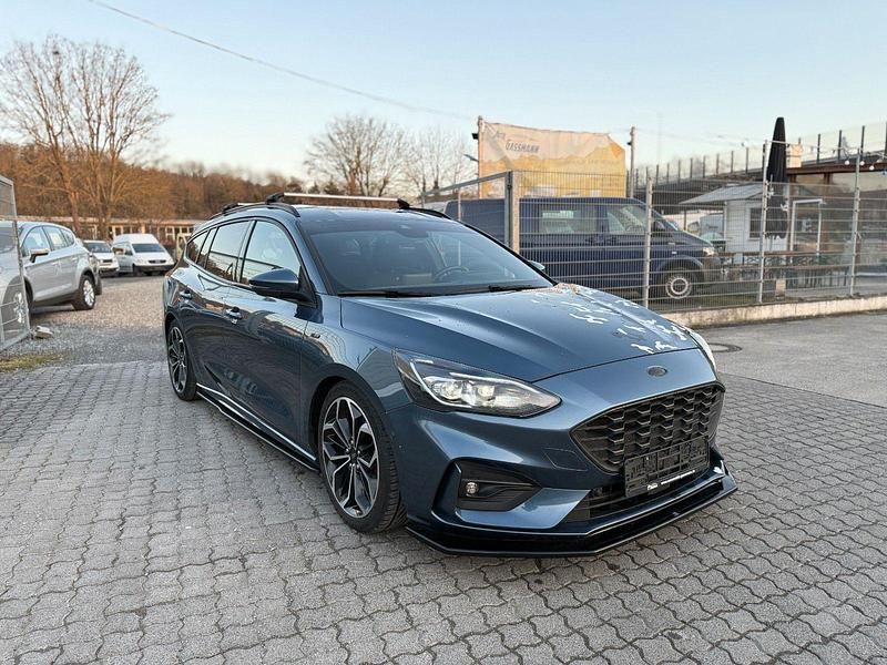 Gebraucht Ford Focus ST-Line 151 PS (111 kW) 2020 Blau Kombi