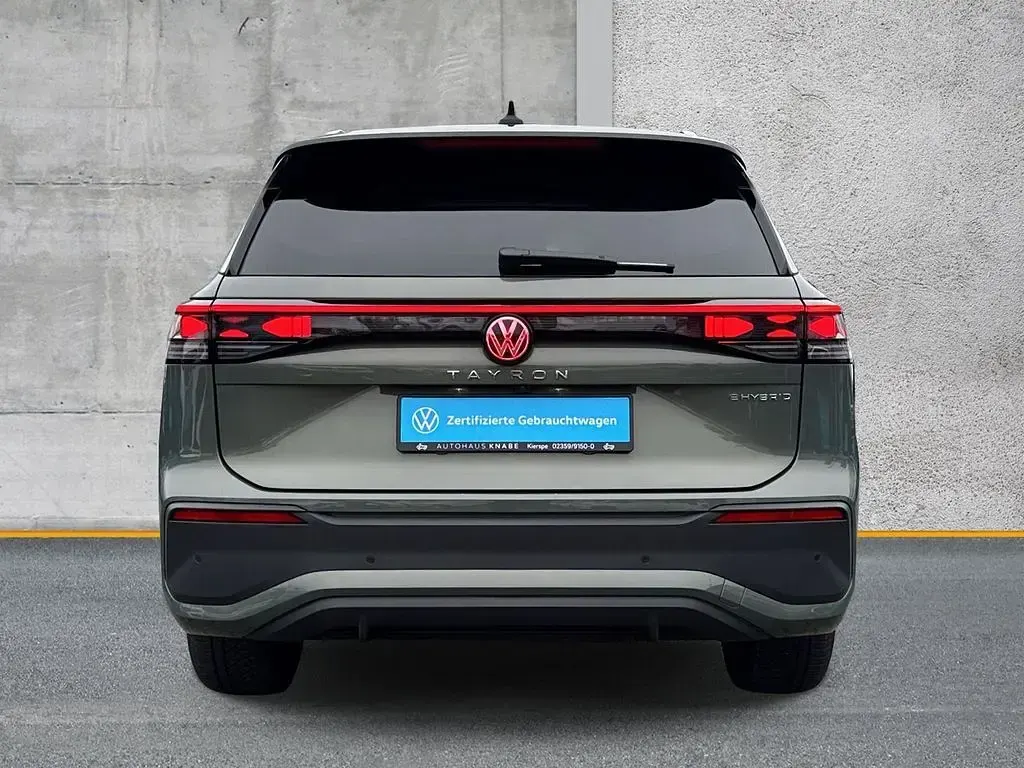 Gebraucht VW Tayron Life 204 PS (150 kW) 2025 Cipressinogrün metallic SUV