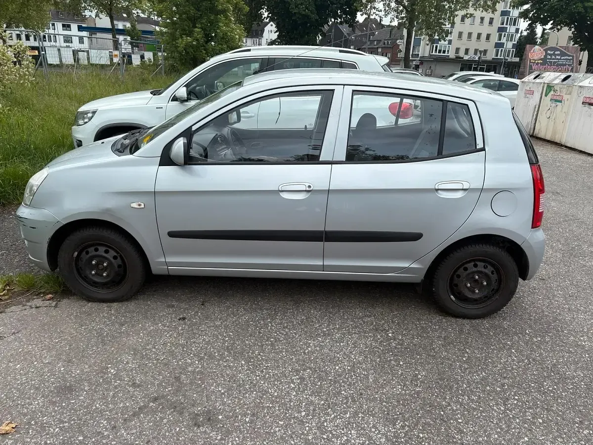 Brugt Kia Picanto 55 HK (40 kW) 2005 Sølv Hatchback