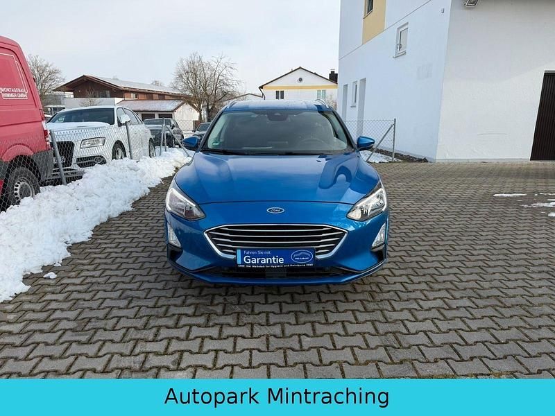 Gebraucht Ford Focus Cool & Connect 120 PS (88 kW) 2020 Blau Kombi