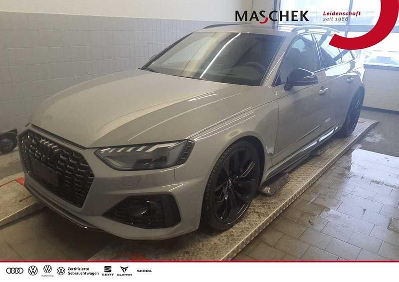 Gebraucht Audi RS4 Ambiente 450 PS (330 kW) 2022 Nardograu Kombi