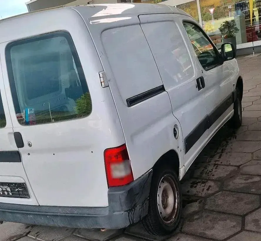 Gebraucht Citroën Berlingo 69 PS (50 kW) 2007 Weiß Van / Kleinbus