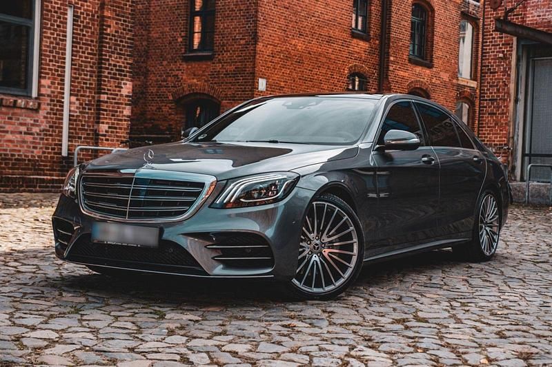 Grau Gebraucht 2019 Mercedes S450 AMG Limousine | 55.000 € (Fairer Preis) - Bild 1/4