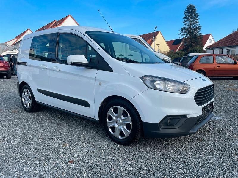 Gebraucht Ford Transit Trend 75 PS (55 kW) 2020 Weiß Kombi